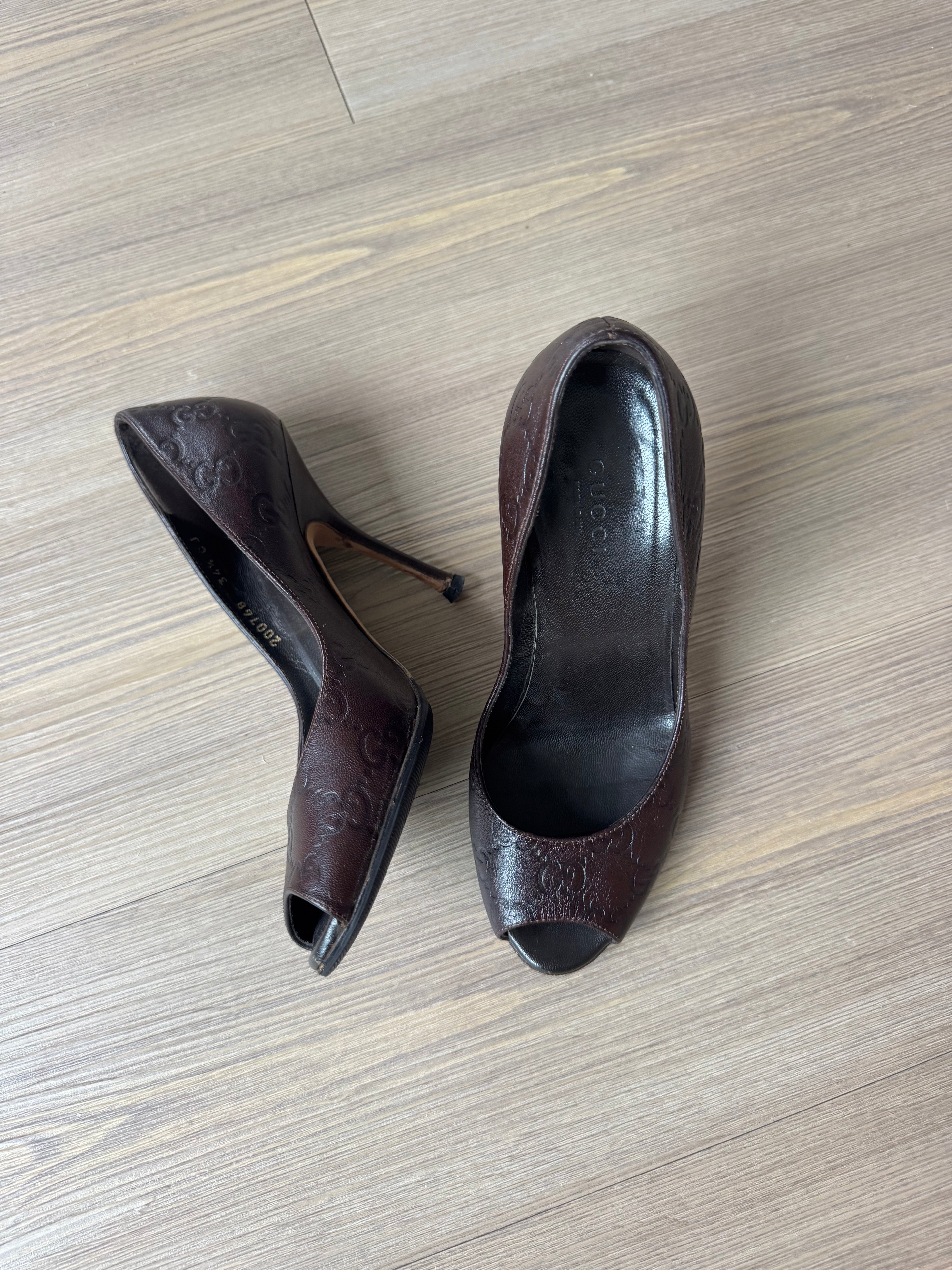 Gucci GG Embossed Peep-Toe Heel (34.5)